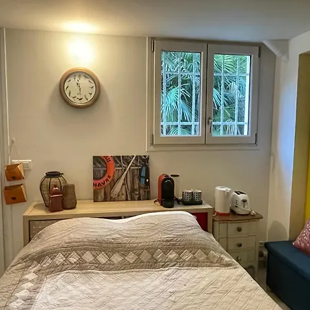 Cosy Private Bedroom Pansiyon Le Pecq